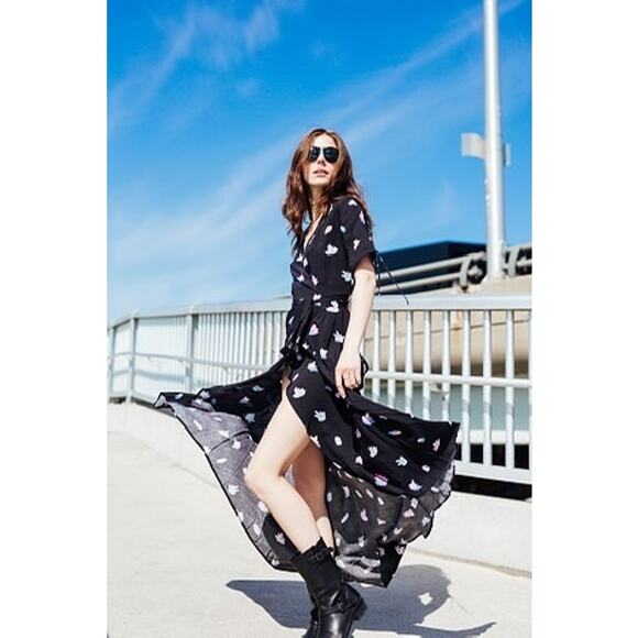 Wildfox Crystal Wrap Maxi Dress XS White Hippie Boho Festival - Picture 15 of 15